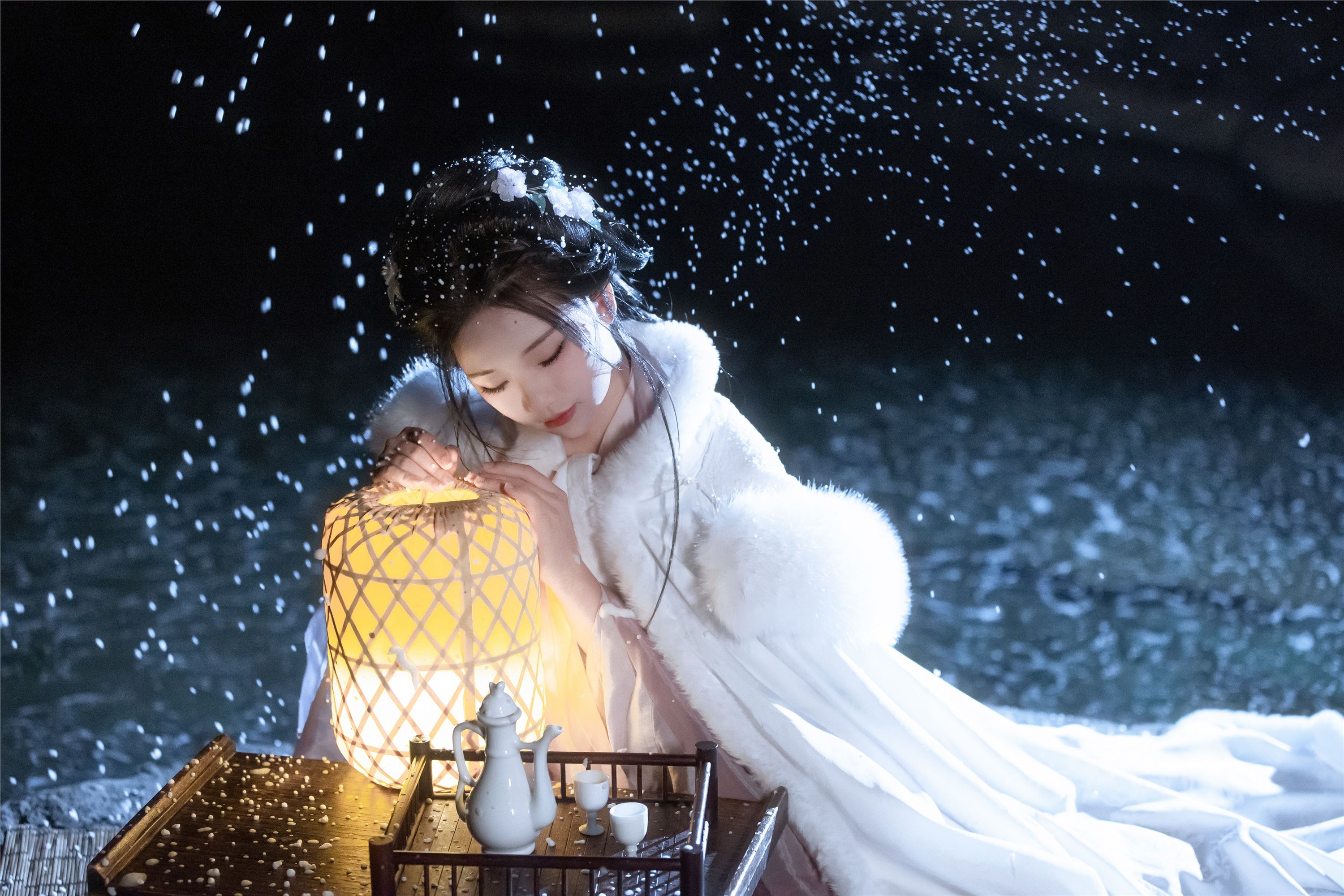 YITUYU 艺图语 2025.03.06 风雪夜归人 晚江亭